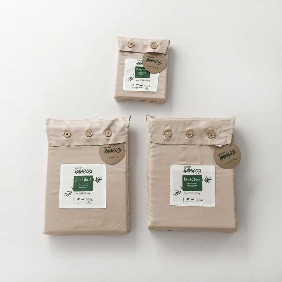 Boomba Bamboo bamboe dekbedovertrek Boomba Premium dekbedovertrek 100% bamboe Soft taupe - Flessenhals instopstrook